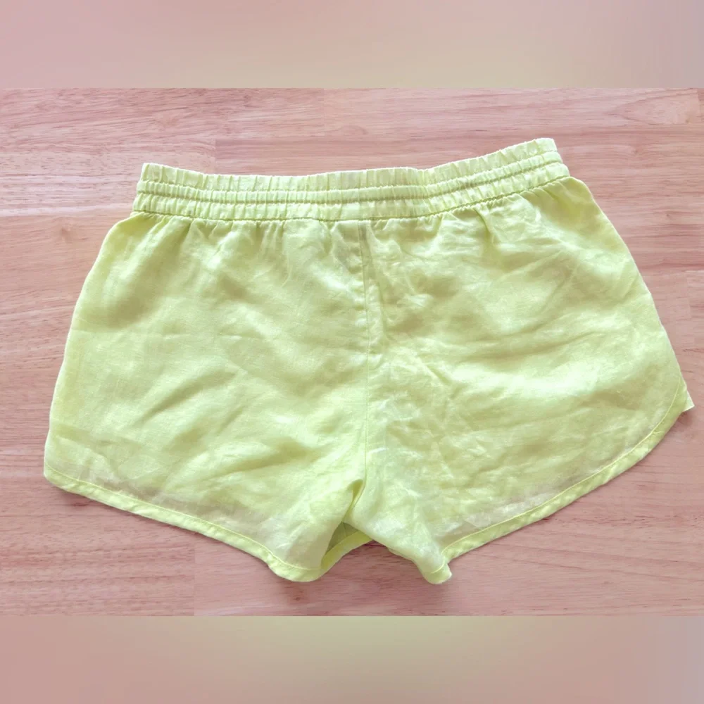 GAP Lemon Short - Picture 2 of 6